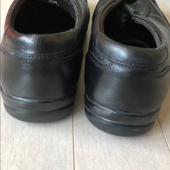 Men’s Banana Republic dress sneaker shoe, size 9.5 - Picture 4 of 6